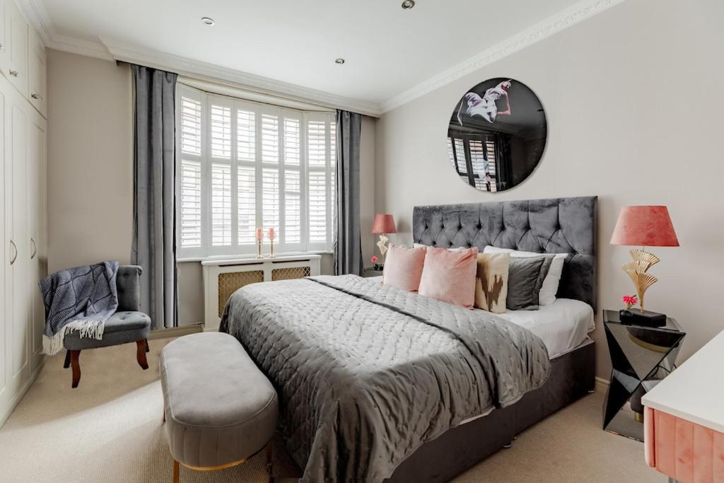 Revamped & Luxxe For Covent Garden Lovers! Adorable City Home For Families & Friends Londres Exterior foto